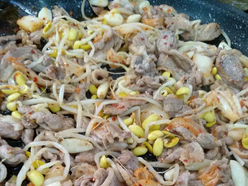 오리고기와 콩나물의 환상적인 조합