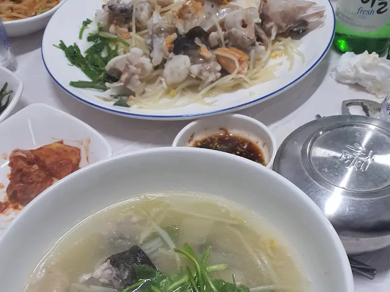 아귀 수육과 아귀 지리