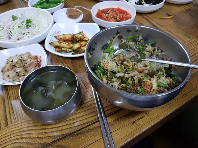 다양한 밑반찬