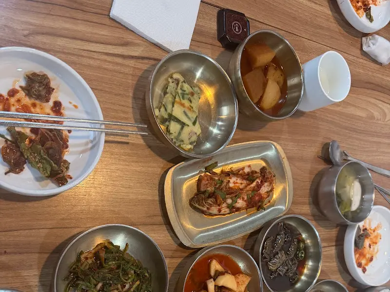 푸짐한 밑반찬