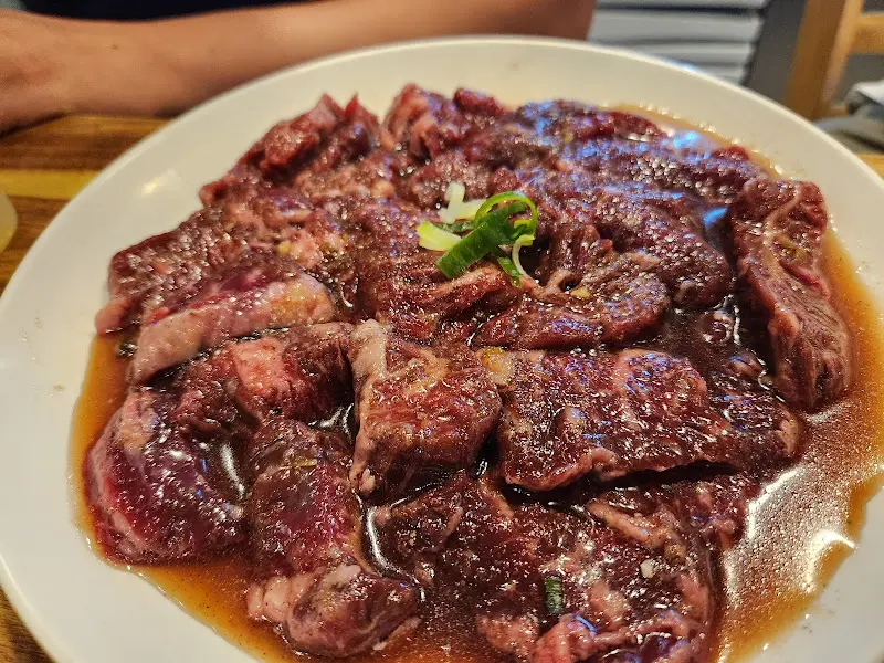 황제갈비살 한 접시