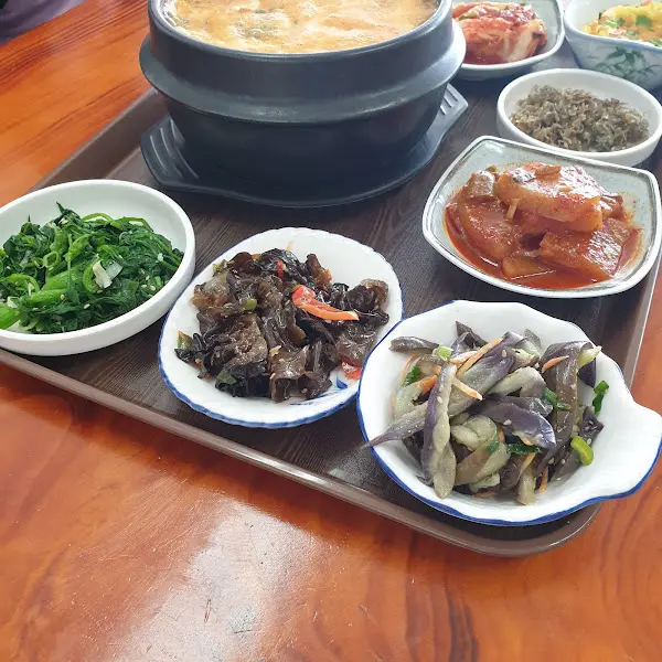 옹기초가식당 국밥
