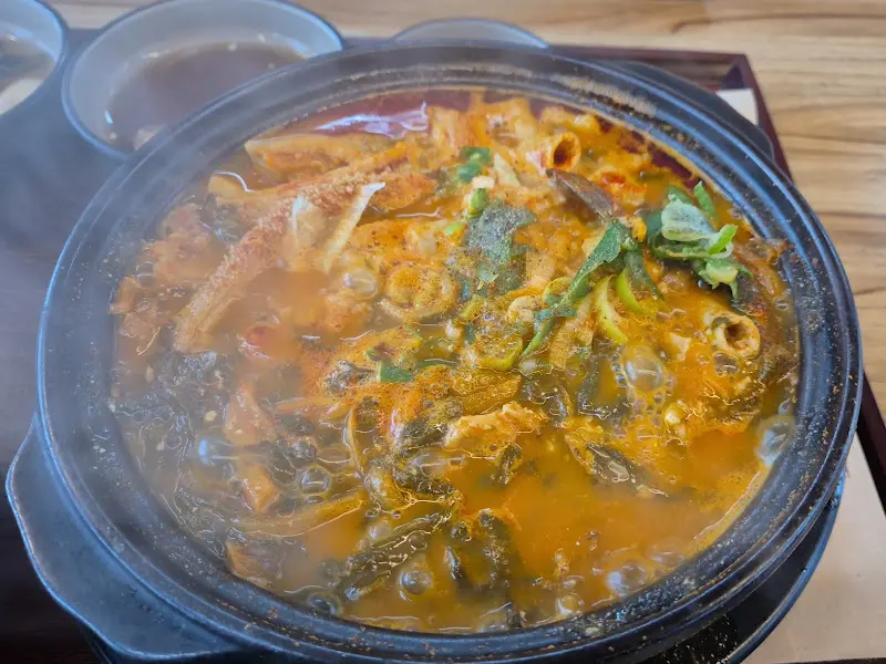 바지락 내장탕