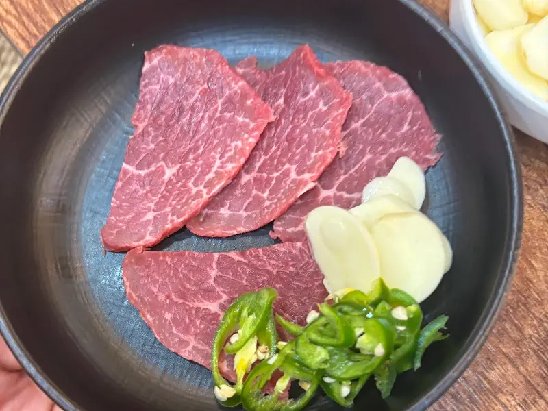 육사시미