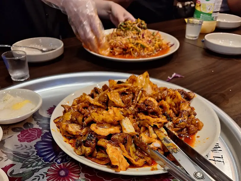 직화 낙지볶음과 막국수