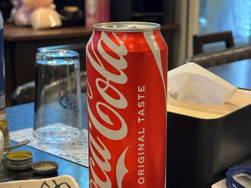 시원한 콜라 한 캔.