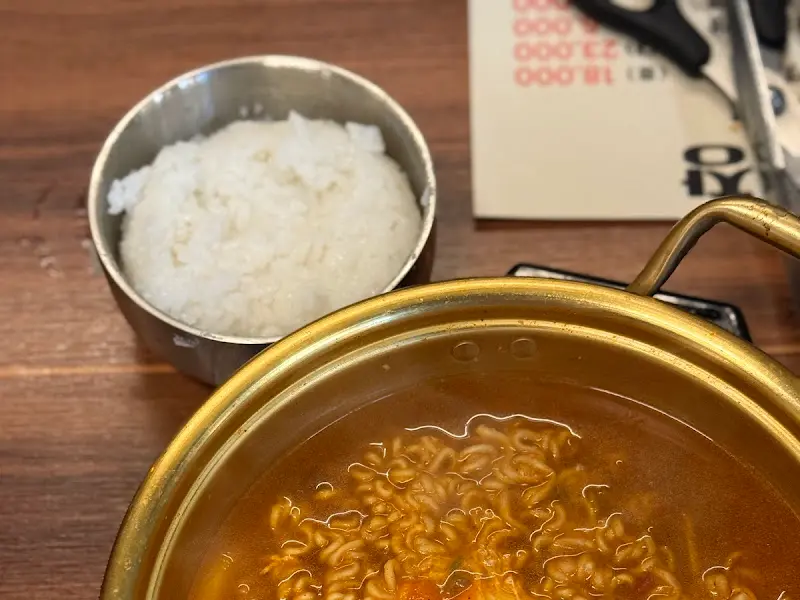 김치말이국수와 밥