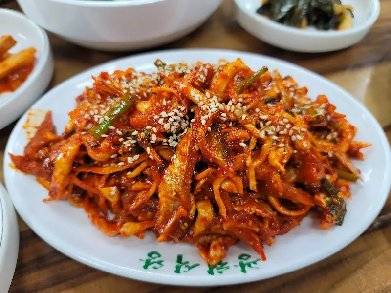 매콤달콤 밴댕이회무침