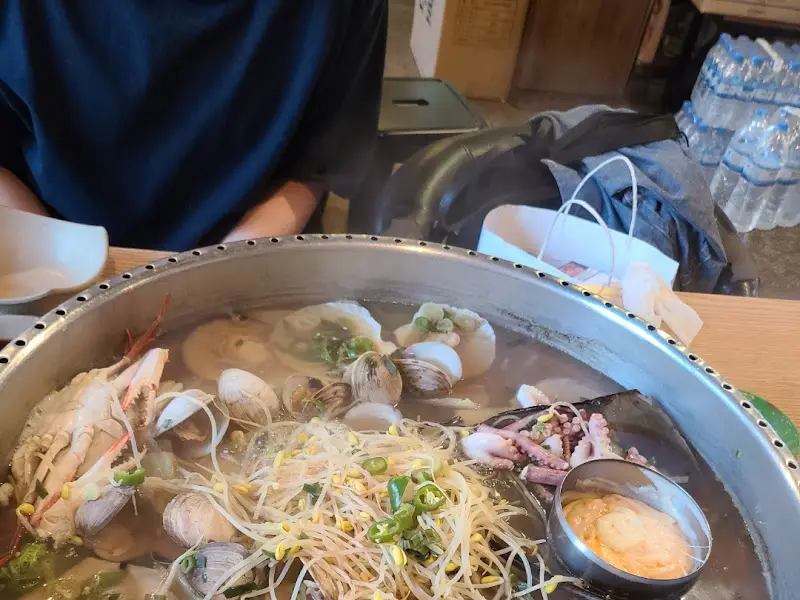 해물전골 푸짐한 양