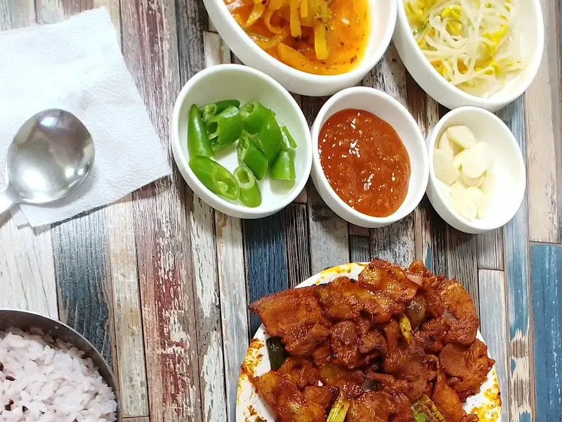 깔끔한 기본 반찬