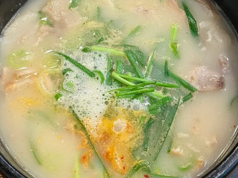 돼지국밥 클로즈업