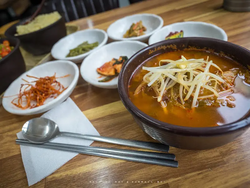 선지국정식 전체 상차림