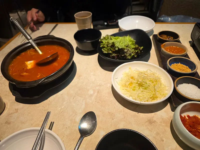 모돌의 푸짐한 한상차림