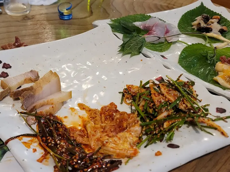 푸짐한 안주 한 상