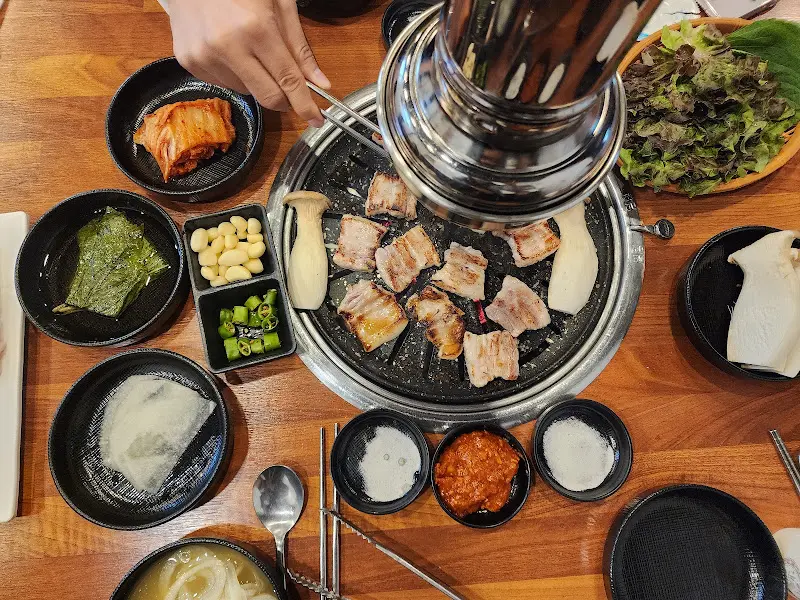 된장박이 삼겹살 한상차림