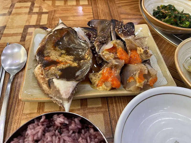 간장게장 한 상 차림