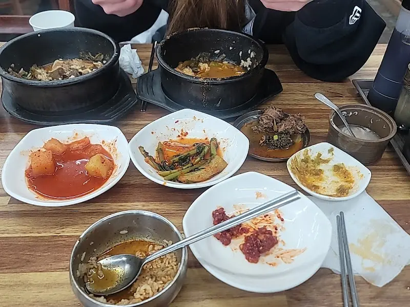 식사를 마친 테이블