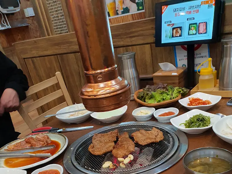태흥갈비 내부
