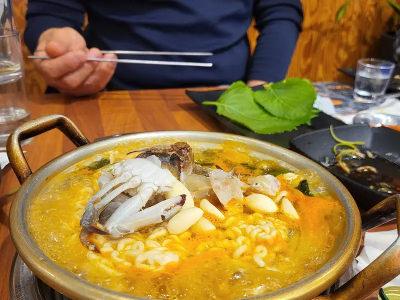 돈돈돈 뚝배기 라면