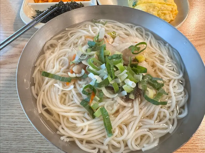 멸치국수의 면