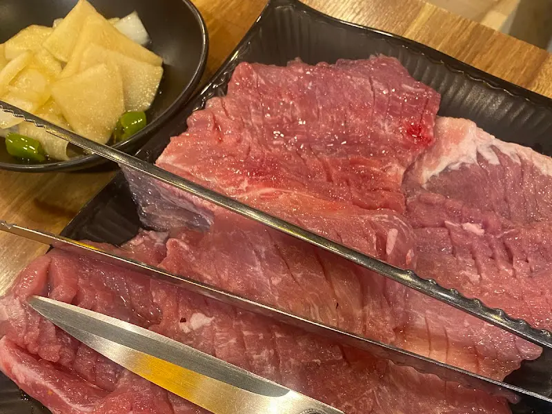 맛있게 구워진 삼겹살