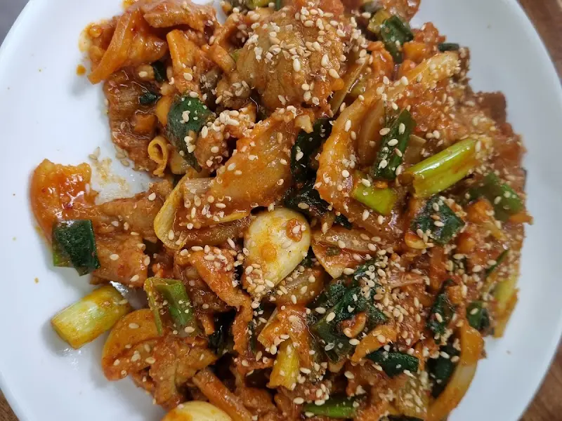 윤기가 자르르 흐르는 파불고기의 모습