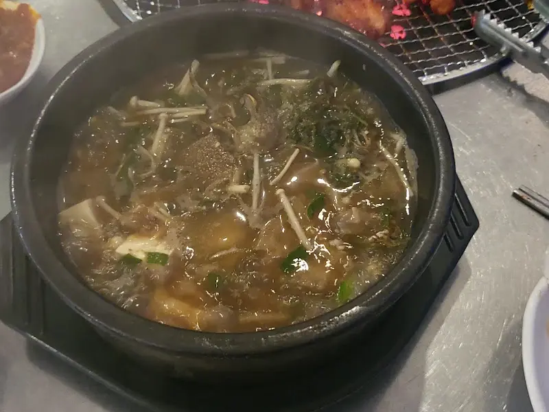 보글보글 끓는 된장찌개