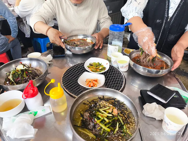 연탄불에 구워 먹는 닭갈비