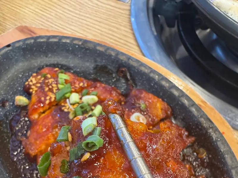 윤기가 자르르 흐르는 코다리찜