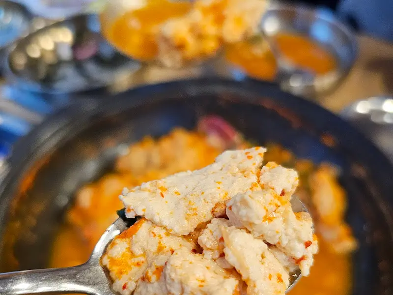 순두부 크게 한 스푼