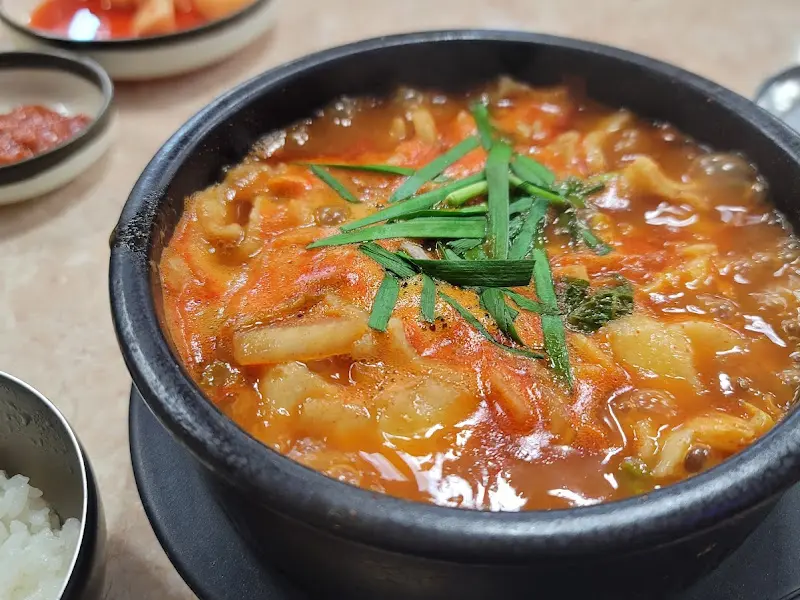 어탕 속 수제비 클로즈업