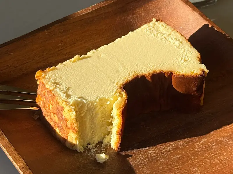 얼그레이 바스크 치즈 케이크