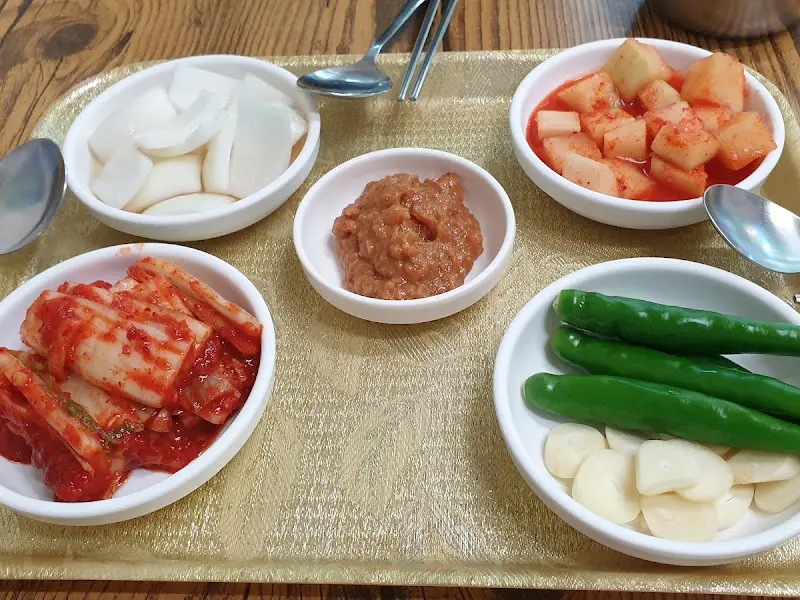 맛깔스러운 김치