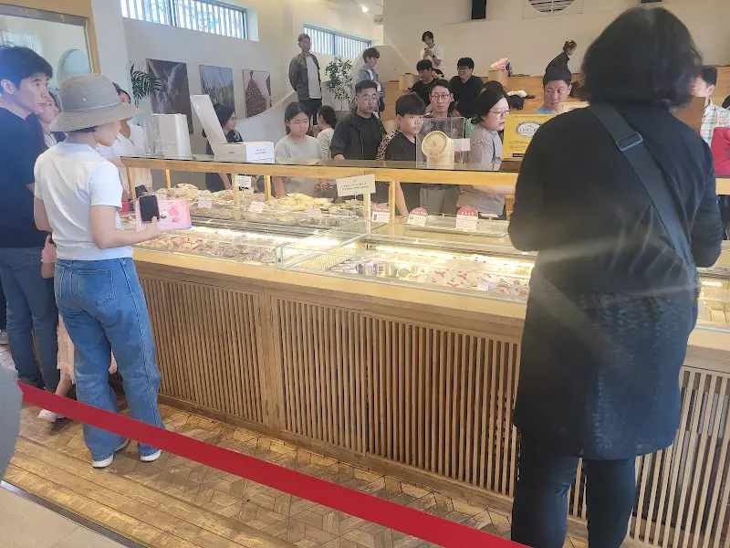 계산대 앞 풍경