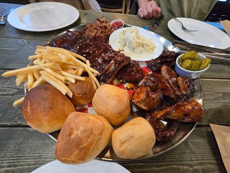 푸짐한 바베큐 플래터