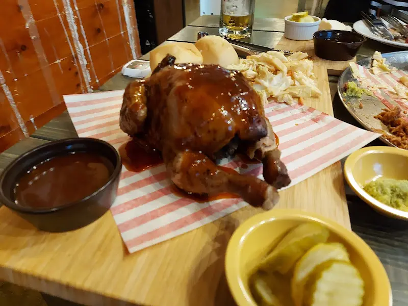 먹음직스러운 바베큐 치킨