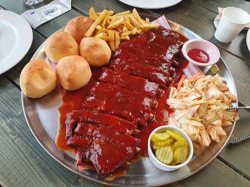 클로즈업된 바베큐 플래터