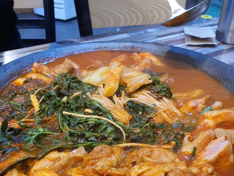 태백애 물닭갈비 조리 과정