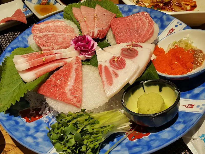 다채로운 참치 모듬