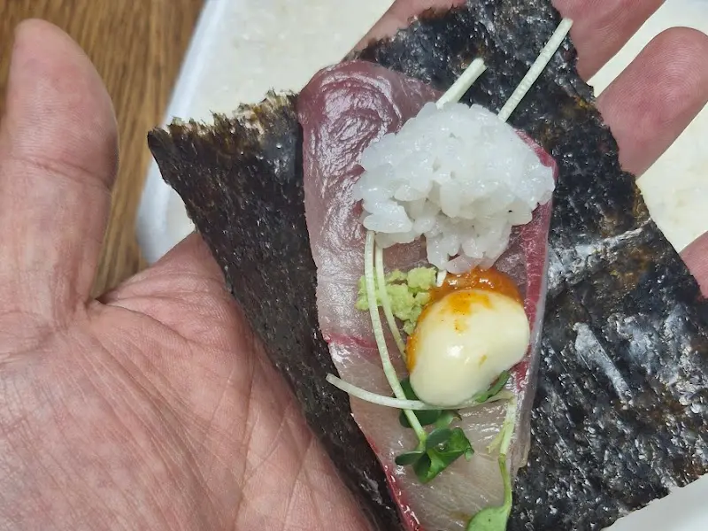 김에 싸 먹는 회