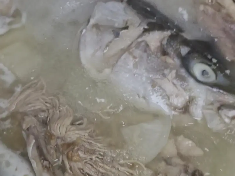 생선 머리 맑은 탕