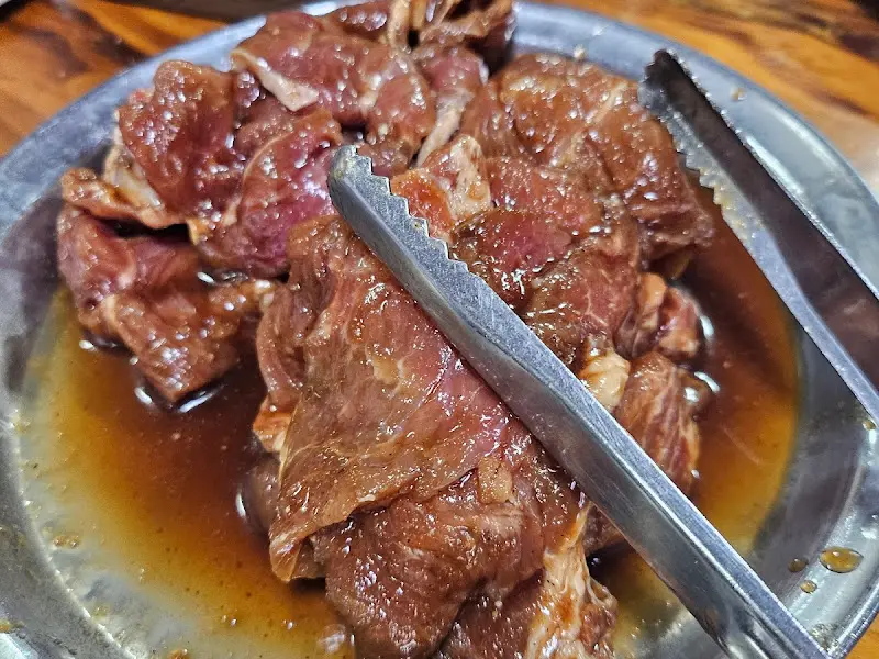 신선한 돼지갈비