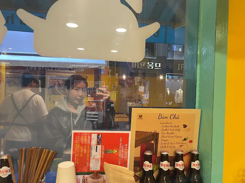 하노이 식당 외부 모습