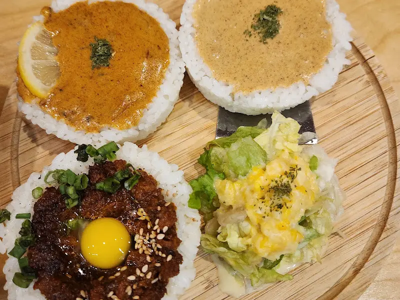 다채로운 카레의 향연