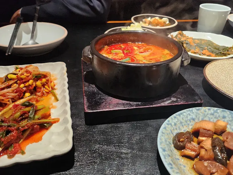 순두부찌개 클로즈업 샷