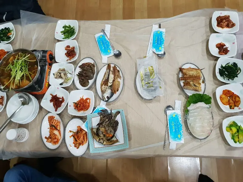 영란횟집 전체 상차림