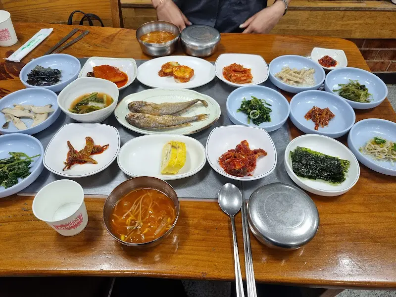 예향식당 백반 상차림