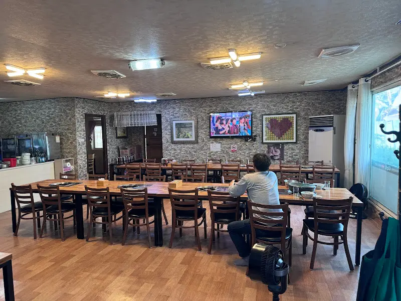 산성골 내부 좌석