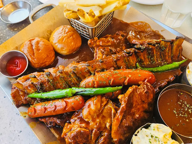 푸짐한 바베큐 플래터