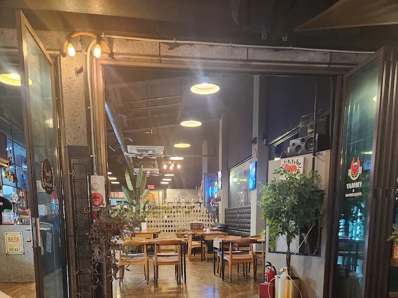 야미앤바베쿡스 내부 인테리어